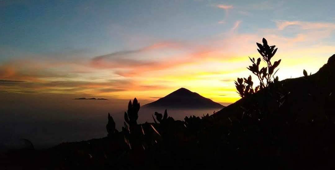 Sunrise Gunung Papandayan